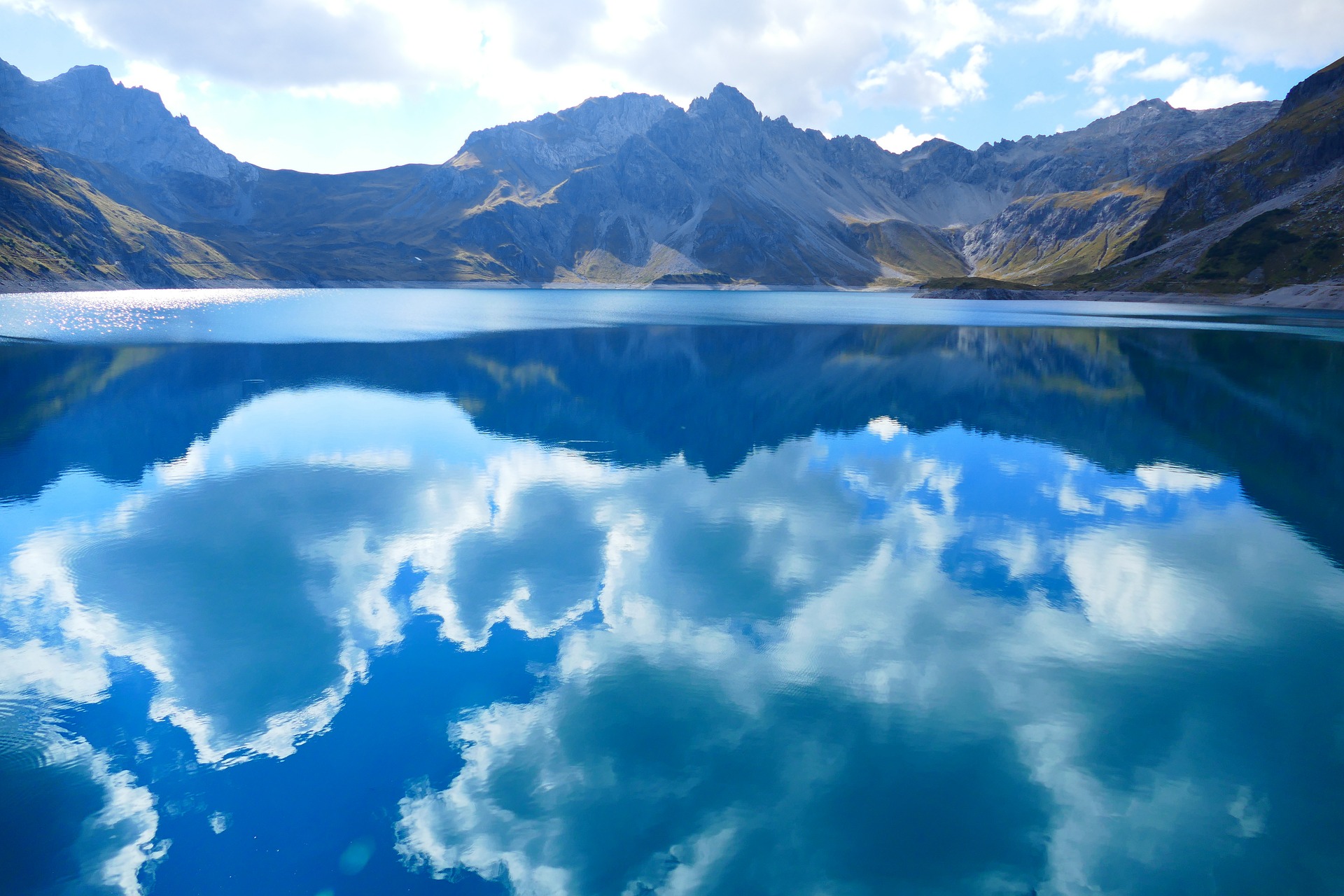 Ingolf Derkow und das Bergwandern Alpen luner-lake-475819_1920