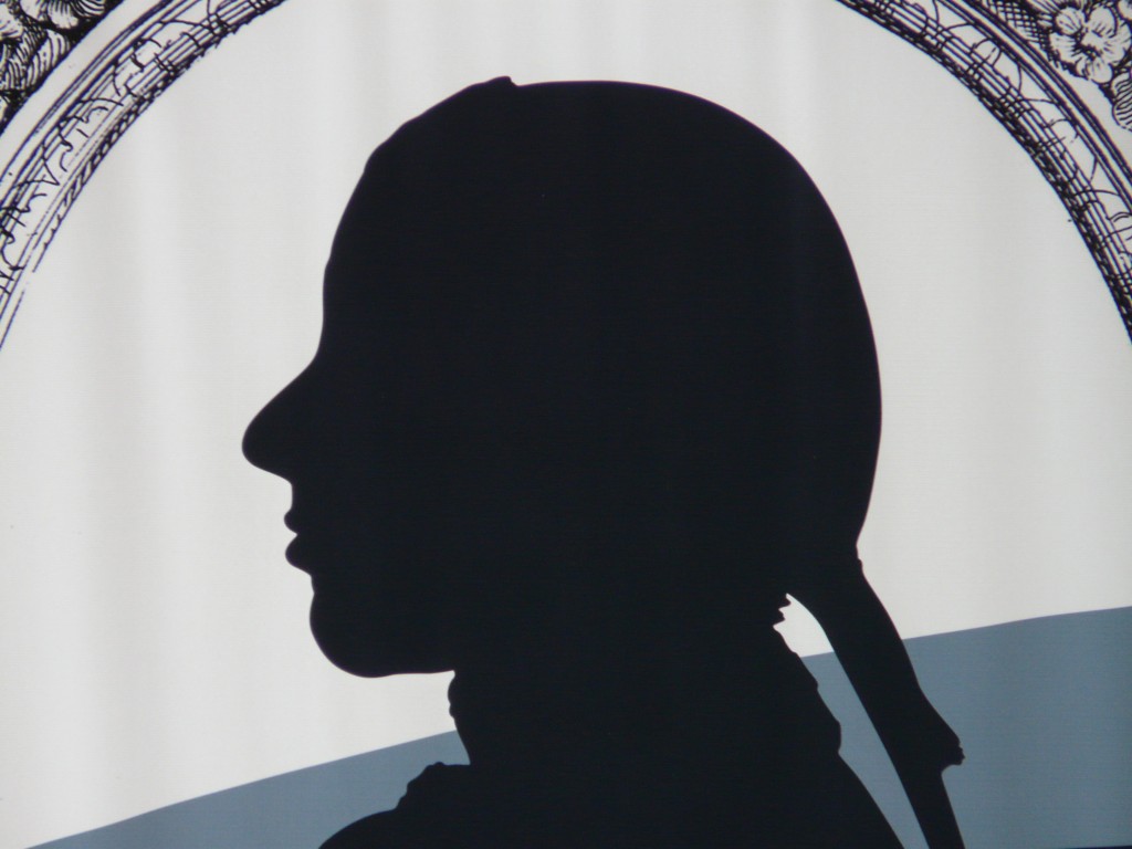 Marius_Breucker_Silhouette_Schiller